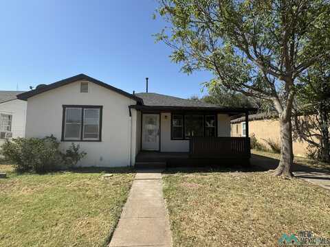 2208 Axtell Street, Clovis, NM 88101