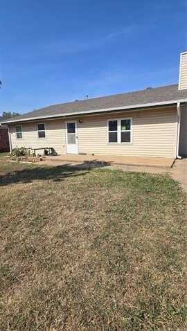 1018 E Pecan Street, Cushing, OK 74023