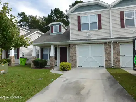 4022 Arbor Green Way, New Bern, NC 28562