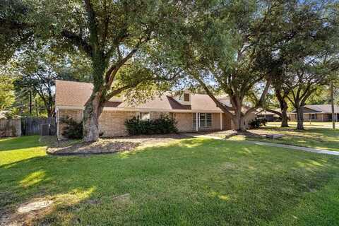 6413 Chapman Drive, Greenville, TX 75402