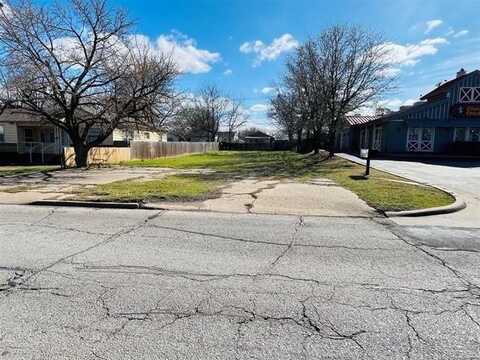 4739 S 33rd West Avenue, Tulsa, OK 74107