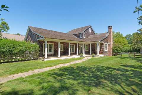 120 Glover Street, Sag Harbor, NY 11963