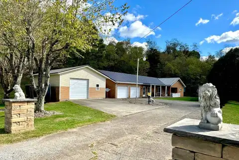 1989 Ripley Road, Spencer, WV 25276