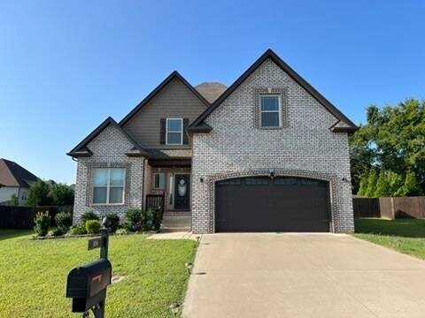 104 Overcrest Ct, Clarksville, TN 37043