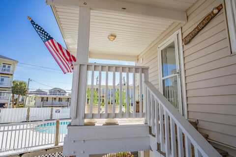 1407 Canal Drive, Carolina Beach, NC 28428