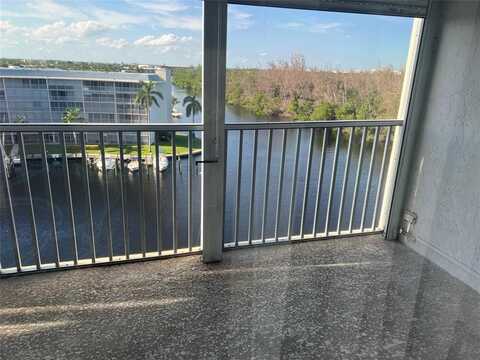 1537 E Hillsboro Blvd, Deerfield Beach, FL 33441