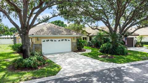 4480 Sherwood Forest Drive, Delray Beach, FL 33445