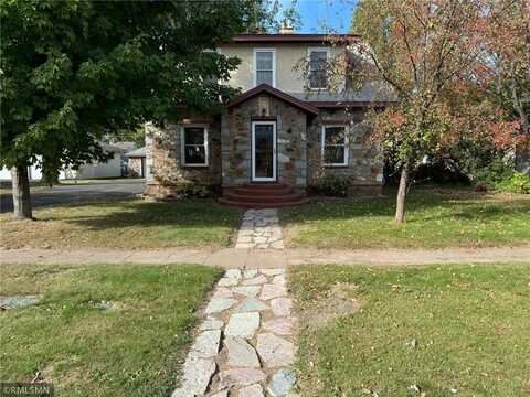 225 Park Street S, Mora, MN 55051