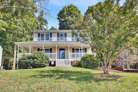 325 Smoketree LN, Lynchburg, VA 24502