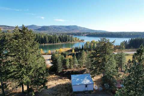 25 Pine Leaf Rd, Priest River, ID 83841