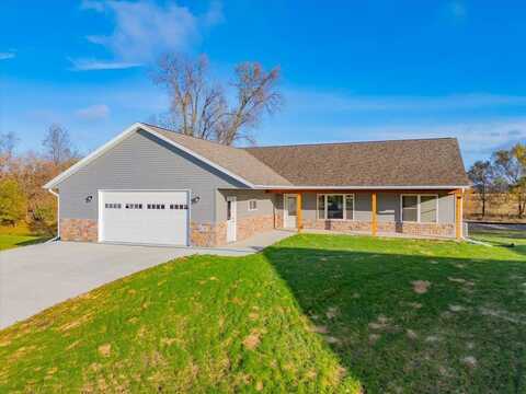 425 Mourning Dove Court, Arena, WI 53503