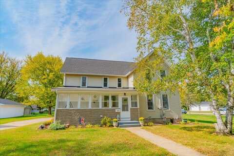 773 7th Street, Prairie Du Sac, WI 53578