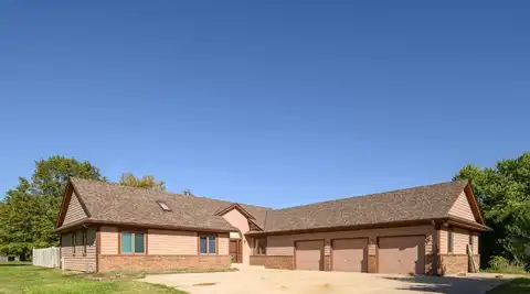 N57 W35648 Misty Terrace, Oconomowoc, WI 53066