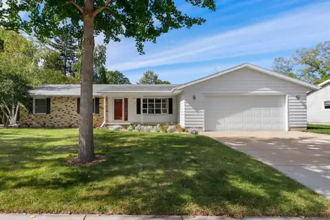 212 Walmar Drive, Sun Prairie, WI 53590