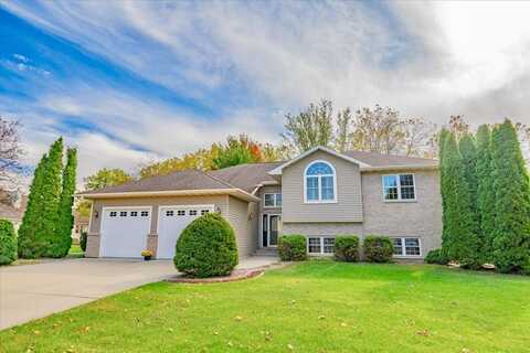 604 Evergreen Way, Spring Green, WI 53588