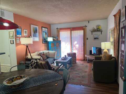 941 Calle Mejia, Santa Fe, NM 87501