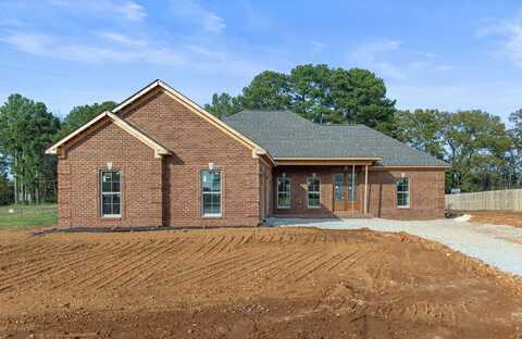 421 Dartmoor Dr, Killen, AL 35645