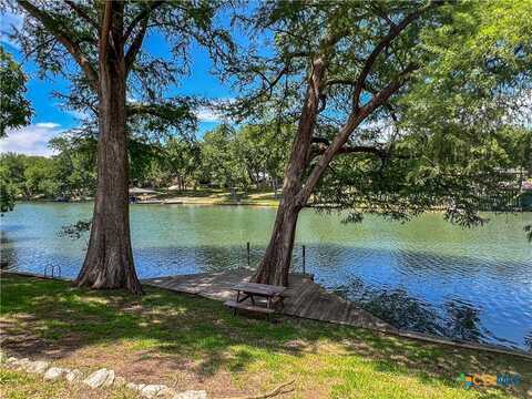 2075 Kuehler Avenue, New Braunfels, TX 78130