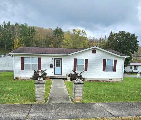 593 Tazewell Avenue, Tazewell, VA 24651