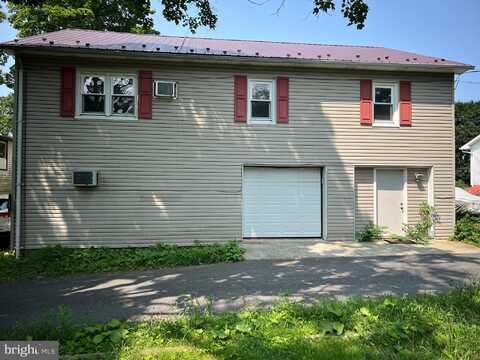 35 MOYER STREET, PINE GROVE, PA 17963