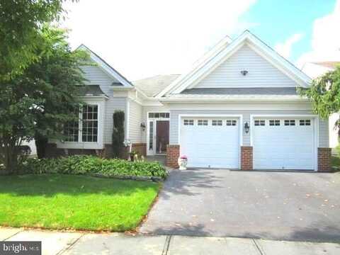 18 COPERNICUS COURT, CRANBURY, NJ 08512