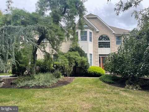 6 N LONGFELLOW DRIVE, PRINCETON JUNCTION, NJ 08550