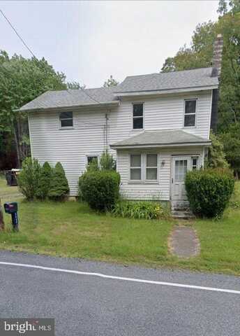 5444 QUAKAKE ROAD, WEATHERLY, PA 18255