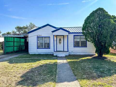 2010 Coffee Street, Pampa, TX 79065