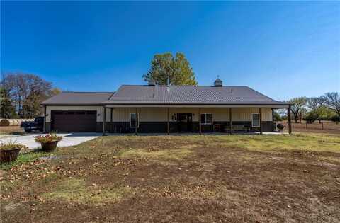 10200 Bloomfield N RD, Gentry, AR 72734