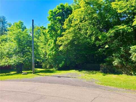 221 South Road, Kingston (Town), NY 12401