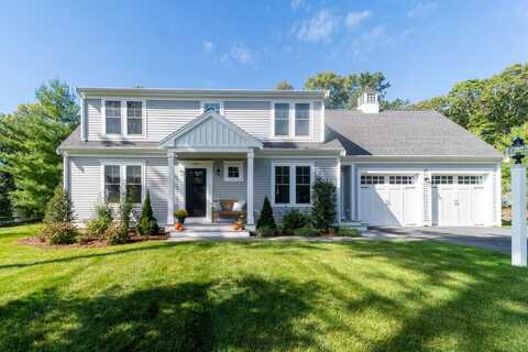 11 Tudor Terrace, Mashpee, MA 02649