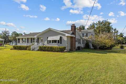 311 Mcdaniel Drive, Beaufort, NC 28516