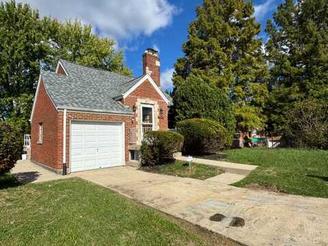 3830 Maywood Court, Green, OH 45211