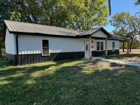 514 N Emmerson ST, Slater, MO 65349