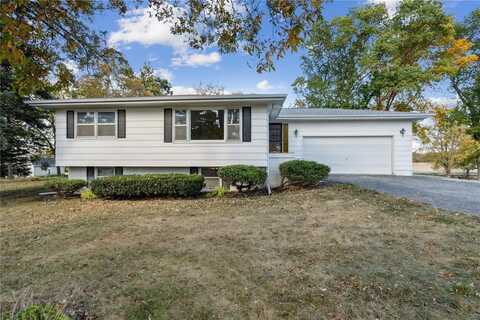 41 Klemish Cir, Center Point, IA 52213