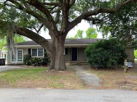 631 Spark Street, Mount Pleasant, SC 29464