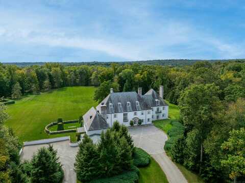 104 Dans Highway, New Canaan, CT 06840