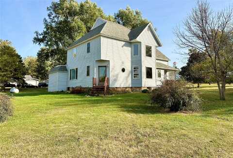 200 S Division Street, Montour, IA 50173