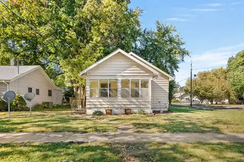 3936 8th Place, Des Moines, IA 50313