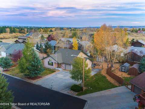 124 FOX WILLOW Drive, Pinedale, WY 82941