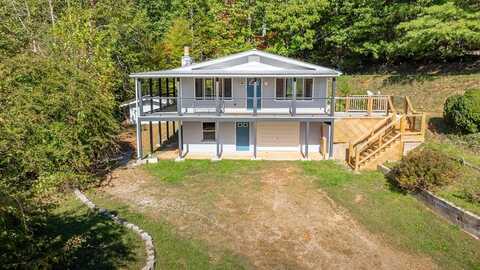 228 Mountain Laurel Drive, Franklin, NC 28734