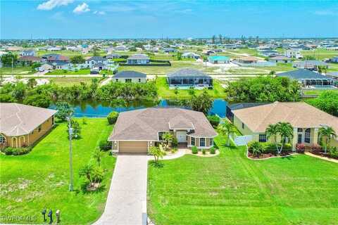 2114 NE 1st Place, Cape Coral, FL 33909