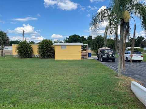 8305 Tolles Drive, North Fort Myers, FL 33917