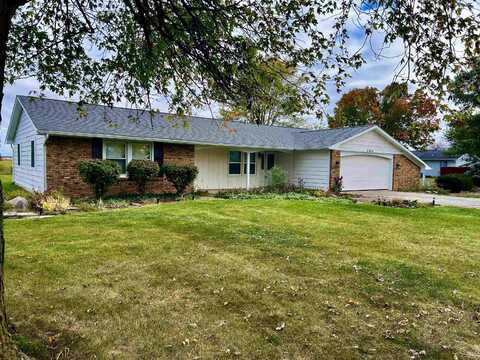 21409 Woodburn Road, Woodburn, IN 46797