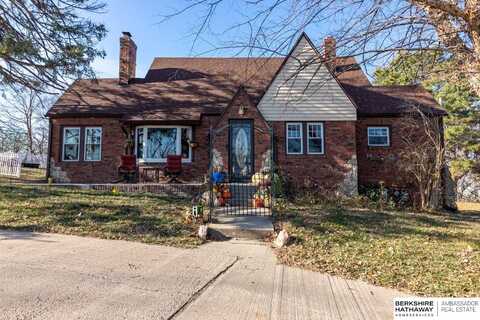 713 Hazel Street, Louisville, NE 68037