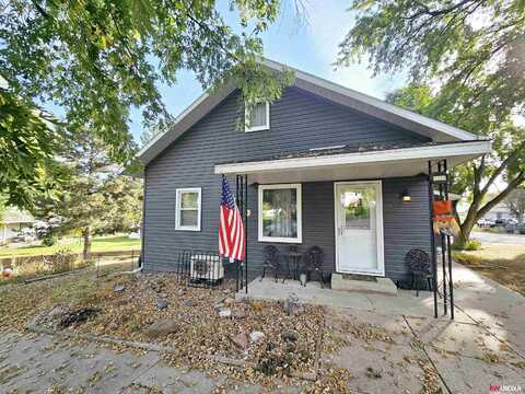 112 S Main Street, Sutton, NE 68979