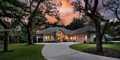 112 Coggins Point Road, Hilton Head Island, SC 29928