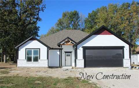 246 SE 141 Road, Warrensburg, MO 64093