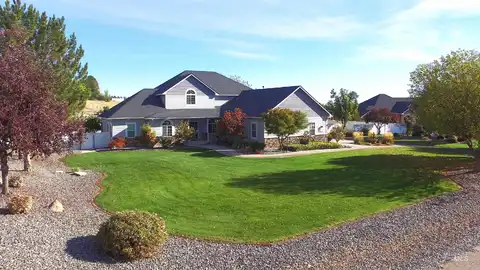 4954 Eagle View Ct., Fruitland, ID 83619