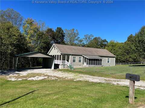 173 Kings Road, Cottageville, WV 25239